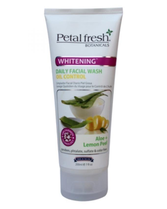 petal fresh face wash