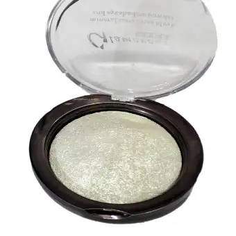 glamorous face highlighter
