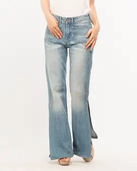 pants with cuts on the side