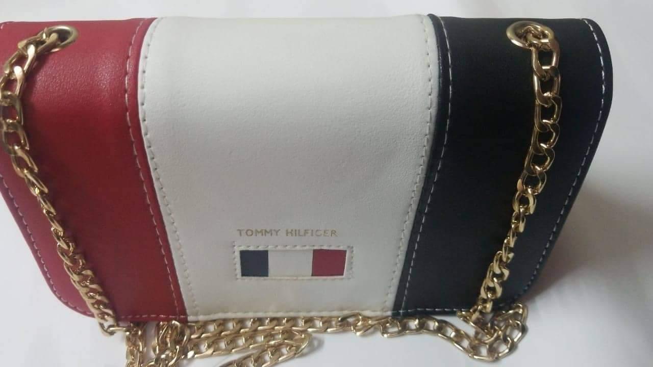 tommy hilfiger purse price