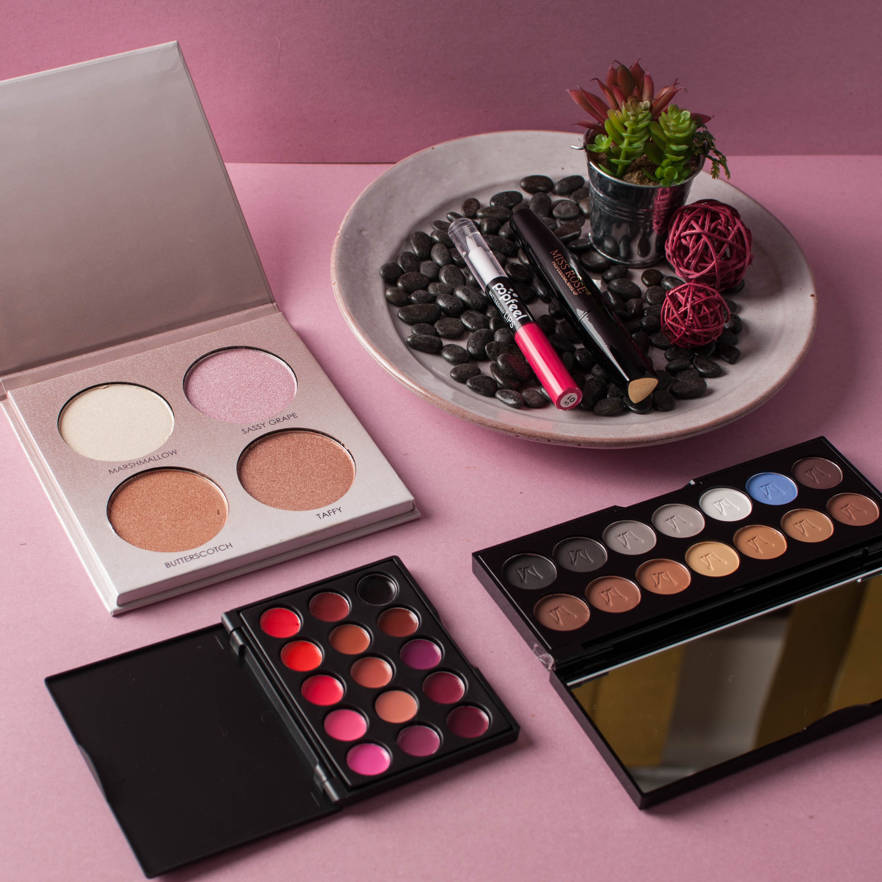 Miss Rose Black Flower Makeup Kit Mugeek Vidalondon