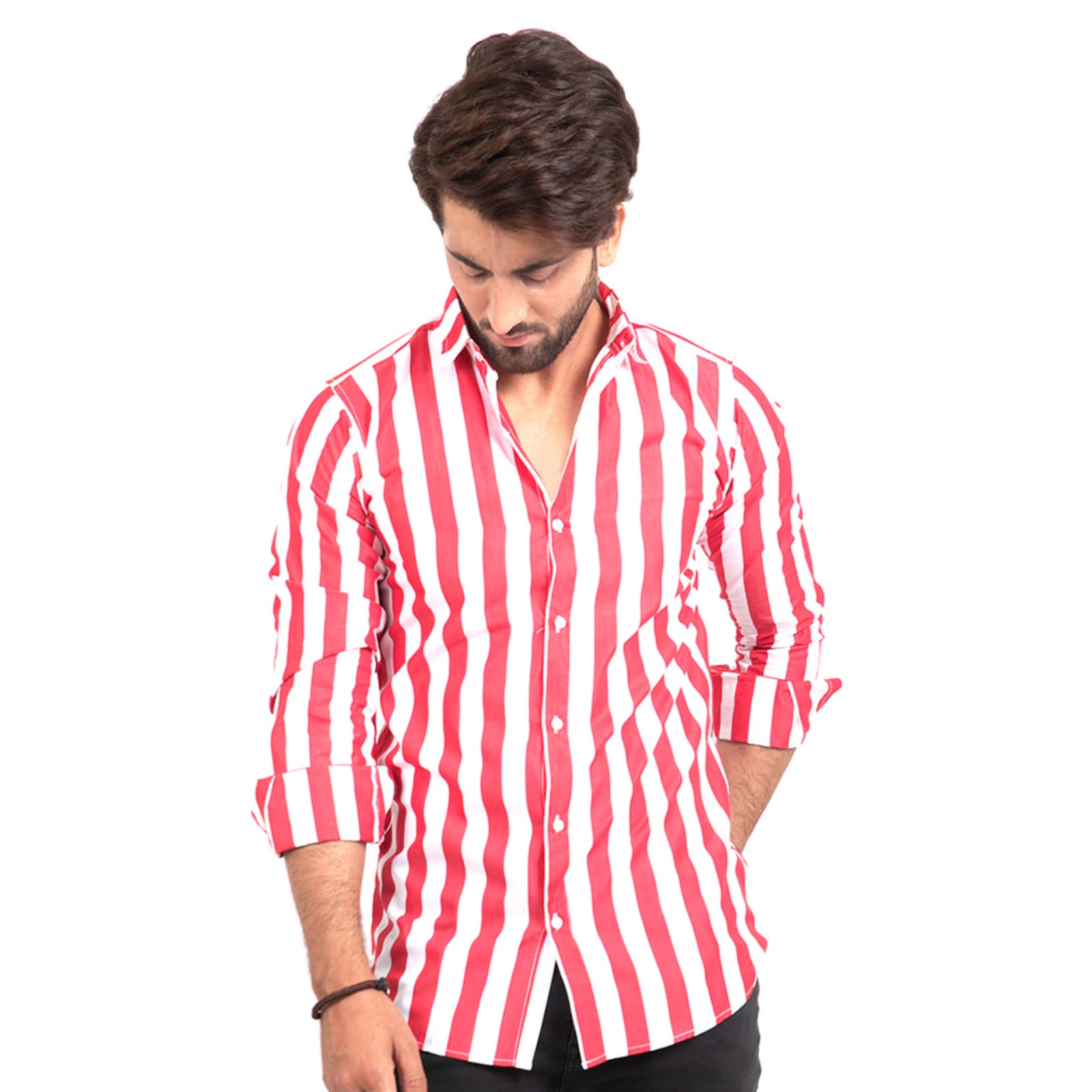 red shirt white line
