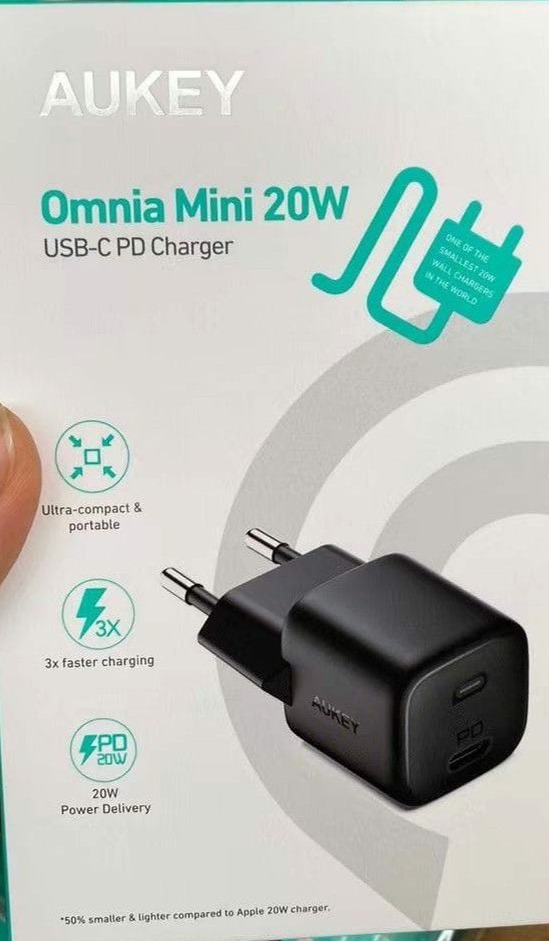 car charger aukey minima 18w pd charger