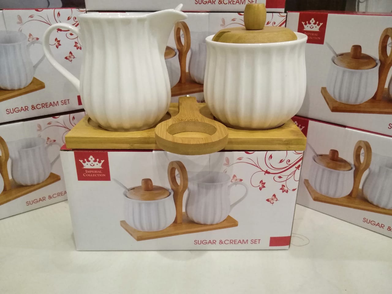 Staffordshire tea pot,sugar ごつく & milk pot