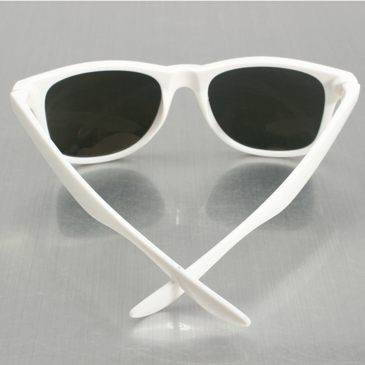 white wayfarer frames