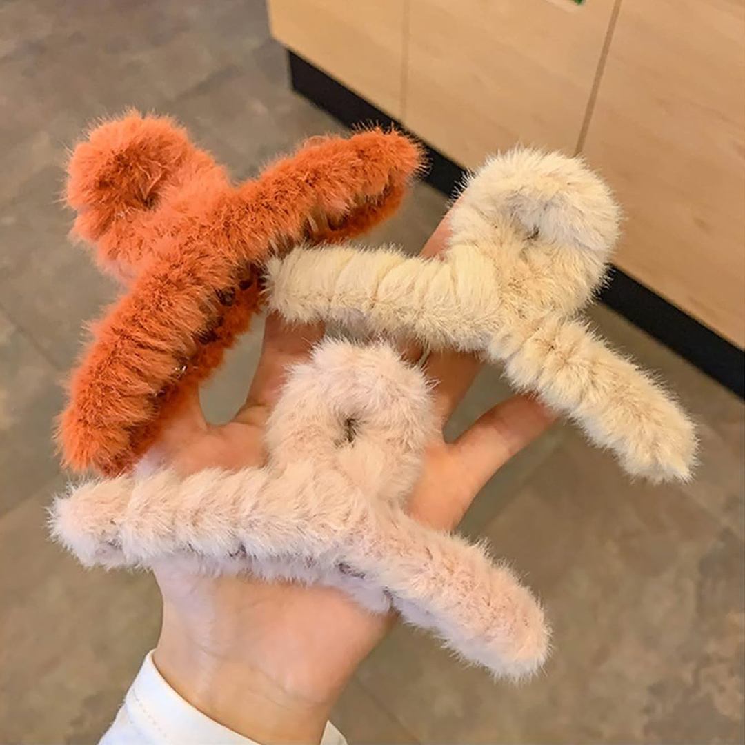 Pack of 3 Fluffy Cute Plush Hair Claw Elegant Acrylic Hairpins Faux Fur Hair Clip Barrette Velvet Hair claw soft fur hair clip hair barrettes clamps Big Fluffy Faux Fuzzy Hair Claw Women Faux Hair Claw Cozy Girls Elegant Acrylic Hairpin