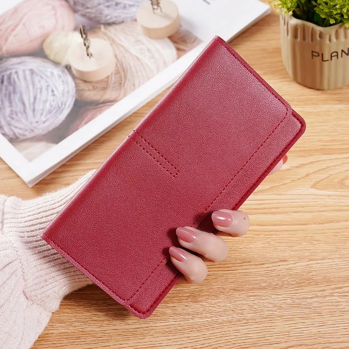 D88 Slim and Light Weight Wallet for Womens and Girls - Perfect Gift Choice - Premium Quality Material