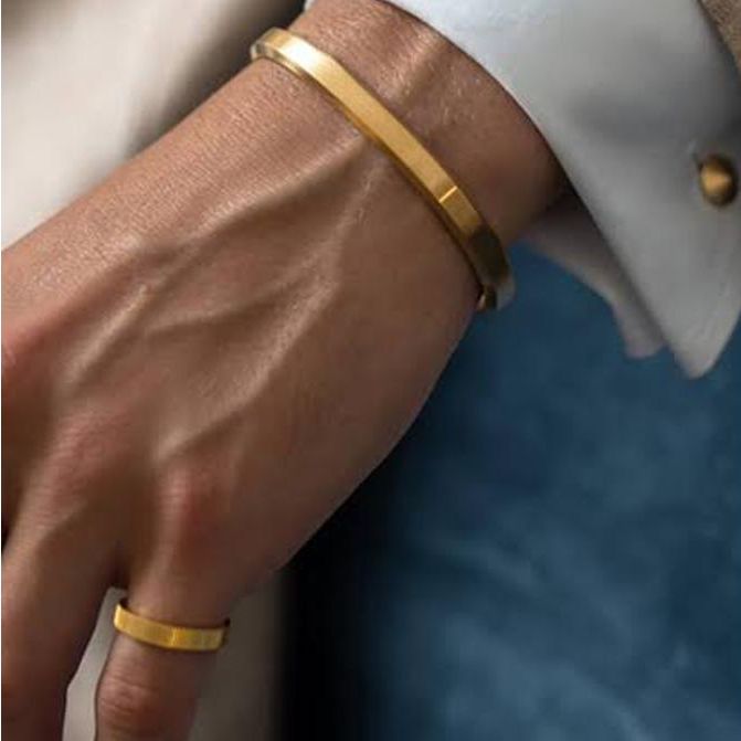 Men's Bracelet Golden Kara Rider Bangle Bracelet with a Combo of Golden Punk Titanium Ring | Biker Edition Combination