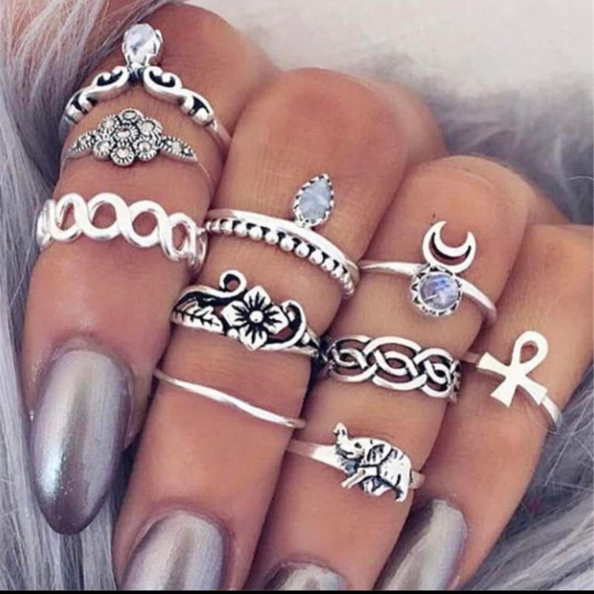 10Pcs Ring Set For Girls & Women's High Quality Silver/Gold Color Trendy Design