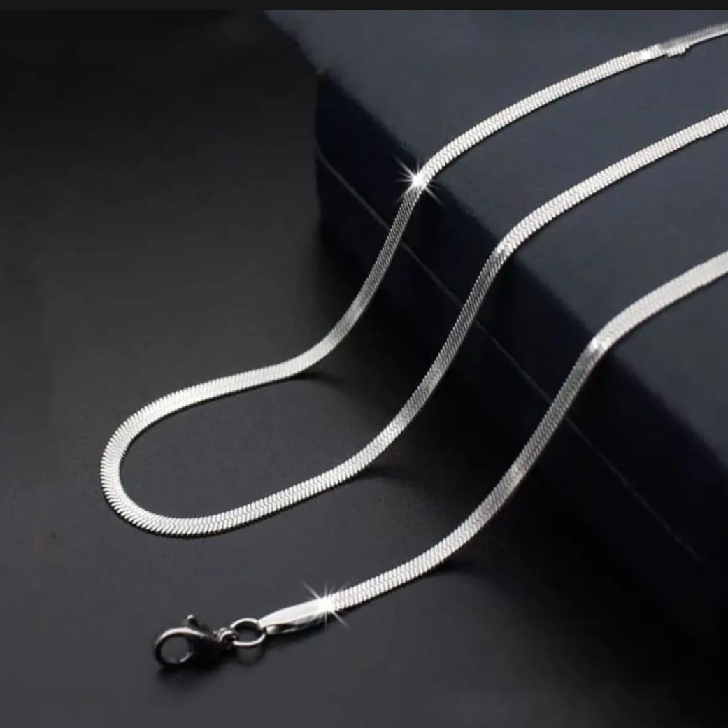 Premium Stainless Steel Silver Snake Chain Necklace for Boys and Men – Elegant and Modern Fashion Accessory