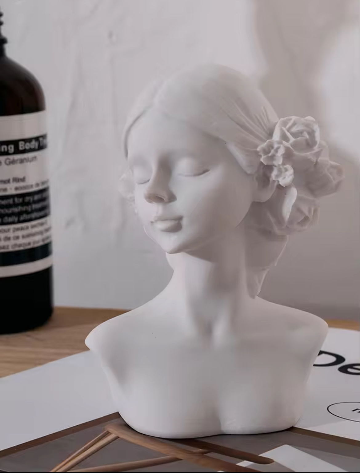 3D Handmade Art Vase piece For Home Decore