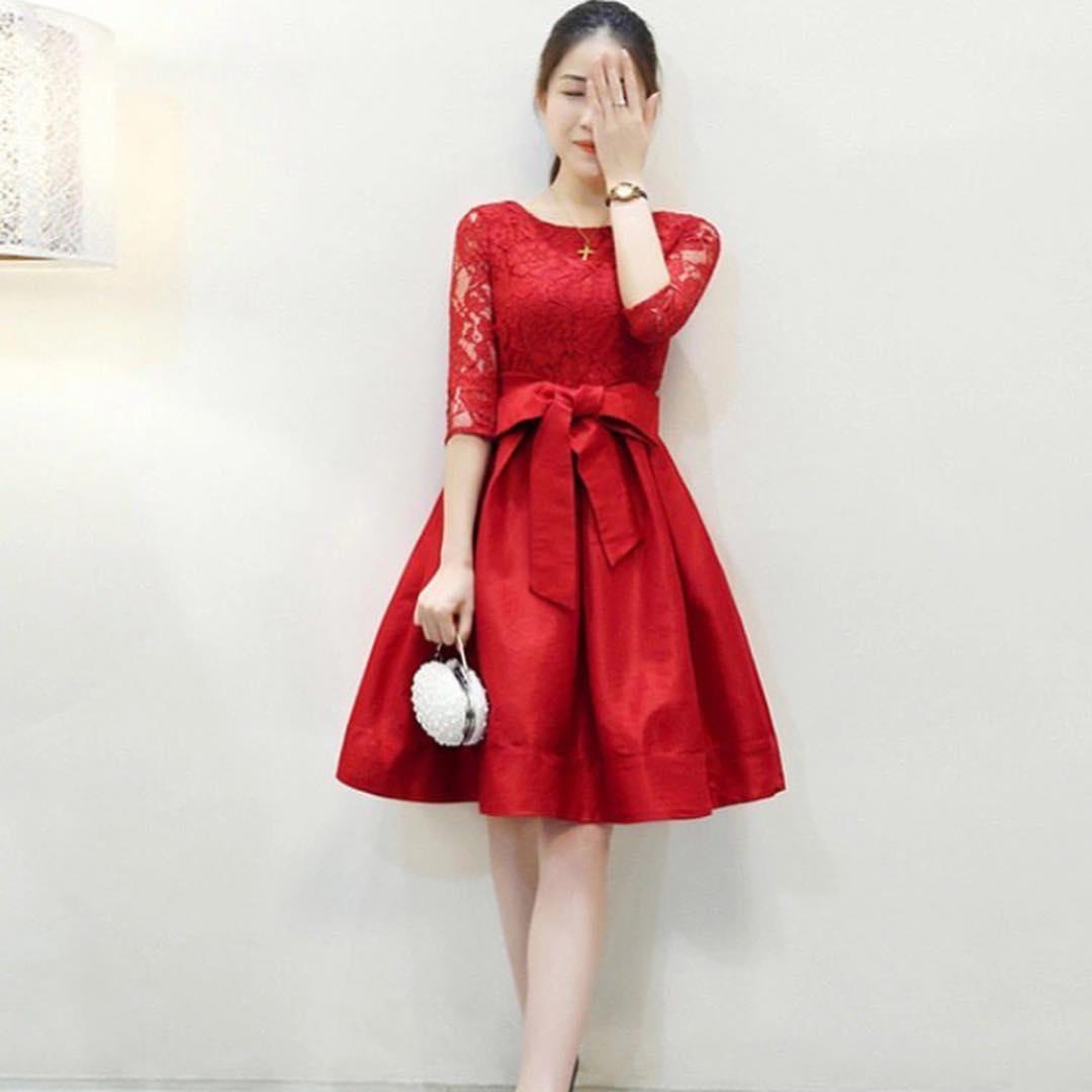 red frock women