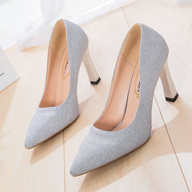 small heel work shoes