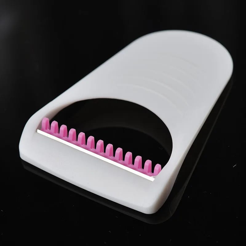 Safit Women Razor / Safit Disposable Women Body Shaving Razor / Ladies Razors / Ladies Body Shave Razors / Girls Soft and Sensitive Skin Body Hairs Removing Razor / Women / Ladies / Girls Safit Hairs Trimer Blade / Dispisable Body Hairs Removal Razor