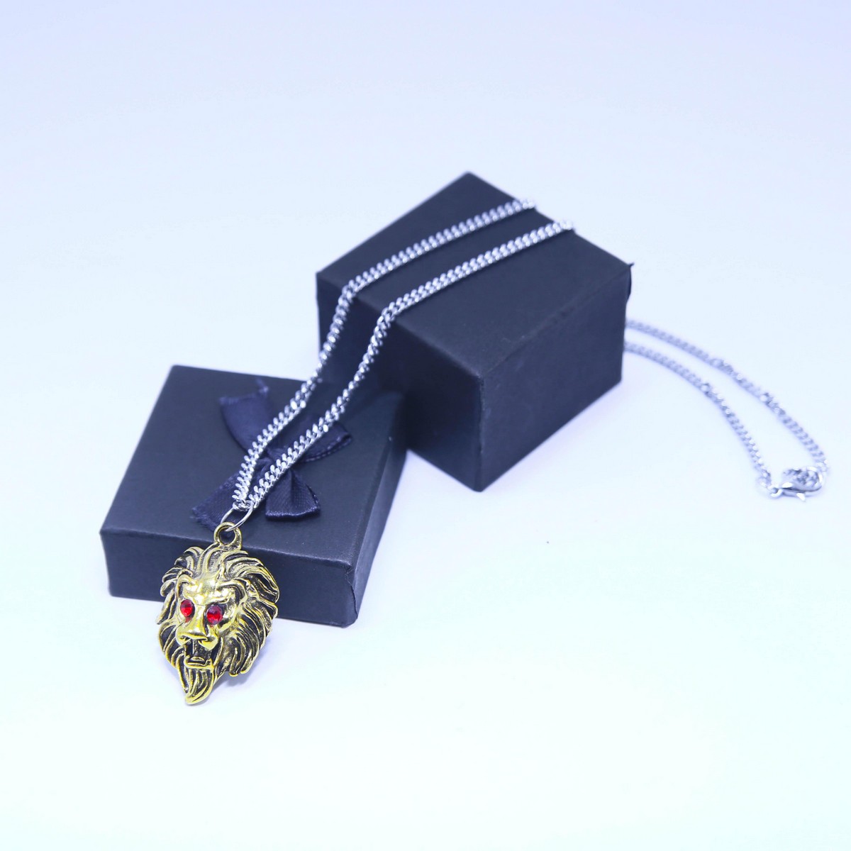 Red Eyes Lion Head Chain Necklace For Boys
