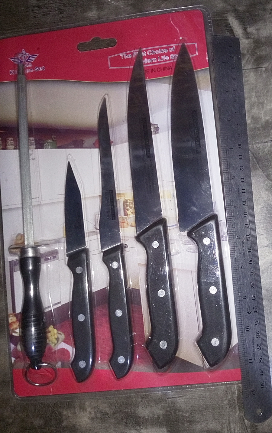 Kitchen Knife Set 4 Stainless Steel Knives + 1 Sharpener