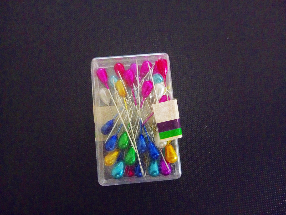 80 Pieces -Scarf Pins  Pear Shaped Clothing Dress Pin for Kids & Women