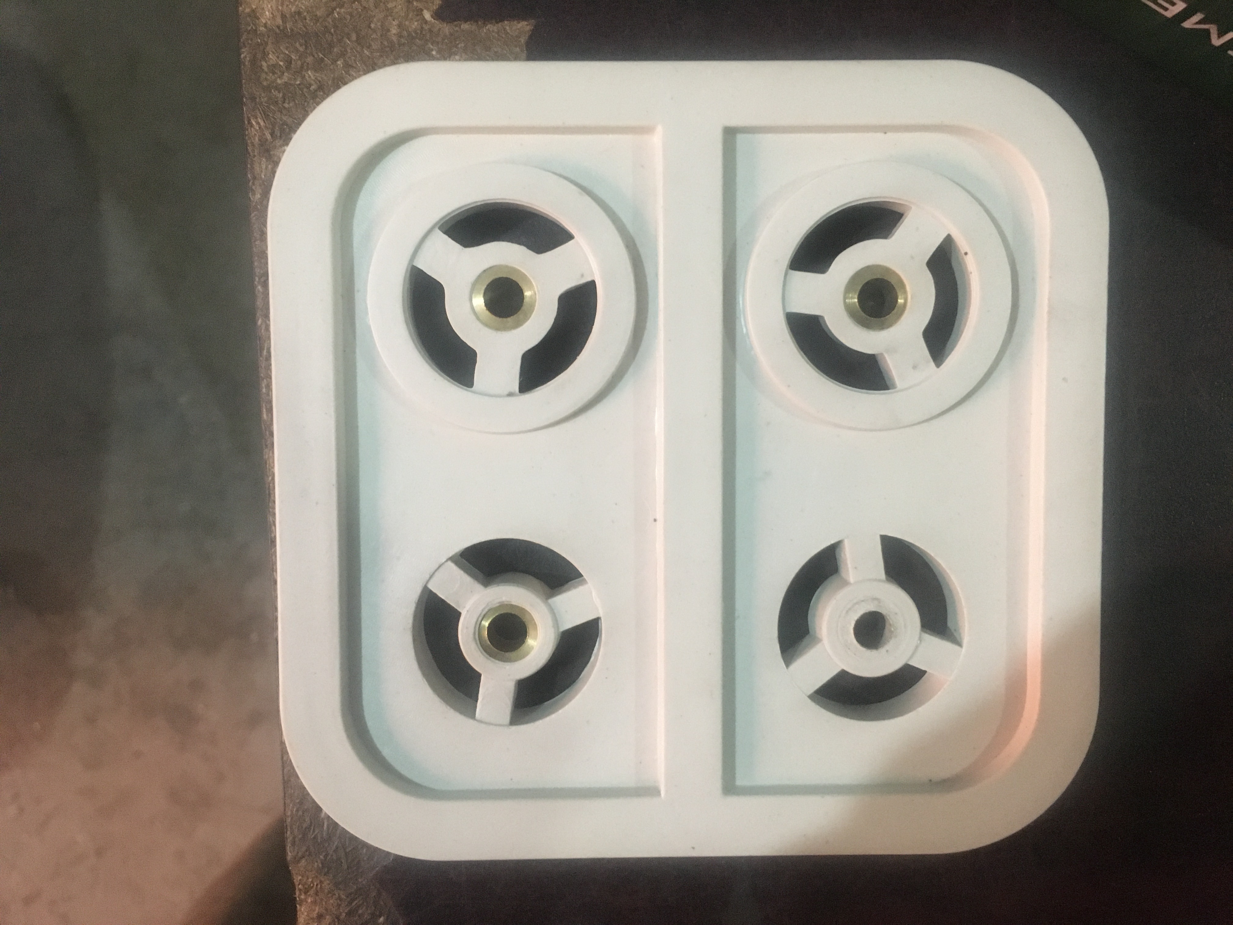 Donkey pump Valve plate plastic No.4 with brass bushes Donkey pump