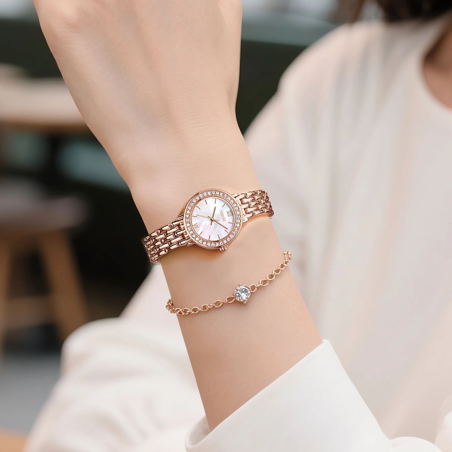 Stylish Bracelet Style Watch for Women Luxury Stainless Steel Watch for Girls Premium Quality Watch for Ladies Elegant Watch for Gift