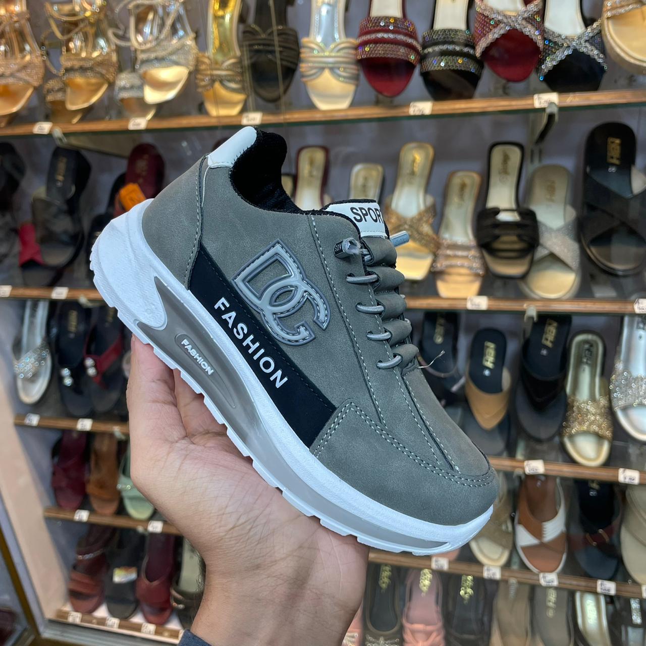 Shoes For Kids - Comfortable Lightweight Sports Kids Shoes - Kids Shoes for Girls - Kids Shoes for Boys - Kids Joggers - Kids Sneakers - Perfect Gift For Kids