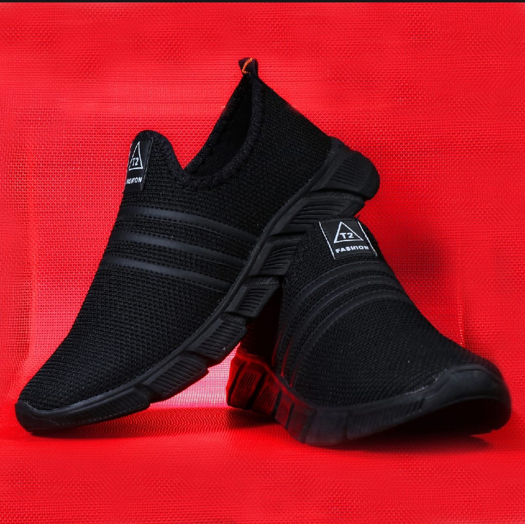 Men Casual Shoes Canvas Classic Loafers Fashion Slip On Flat Walking Gym Running Shoes for Men.Shoes For Boys