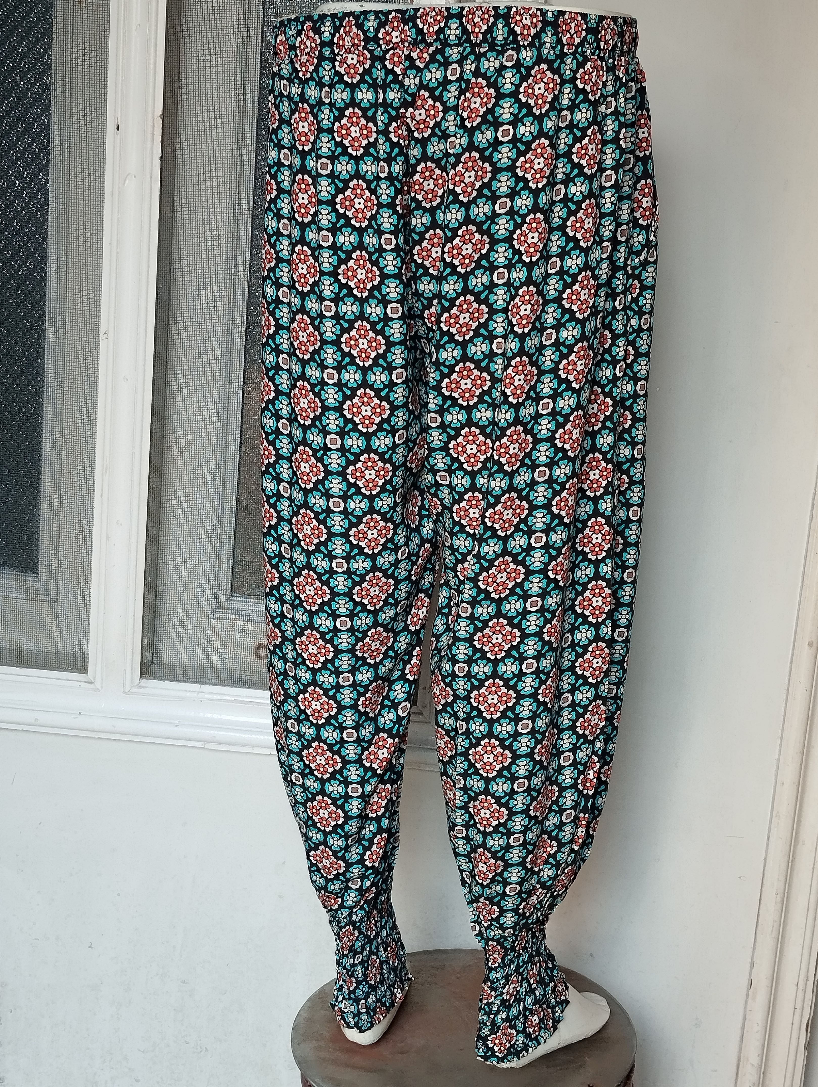 ready to wear Ladies trousers nightwear and casual soft linen fabric export quality from rufatextile