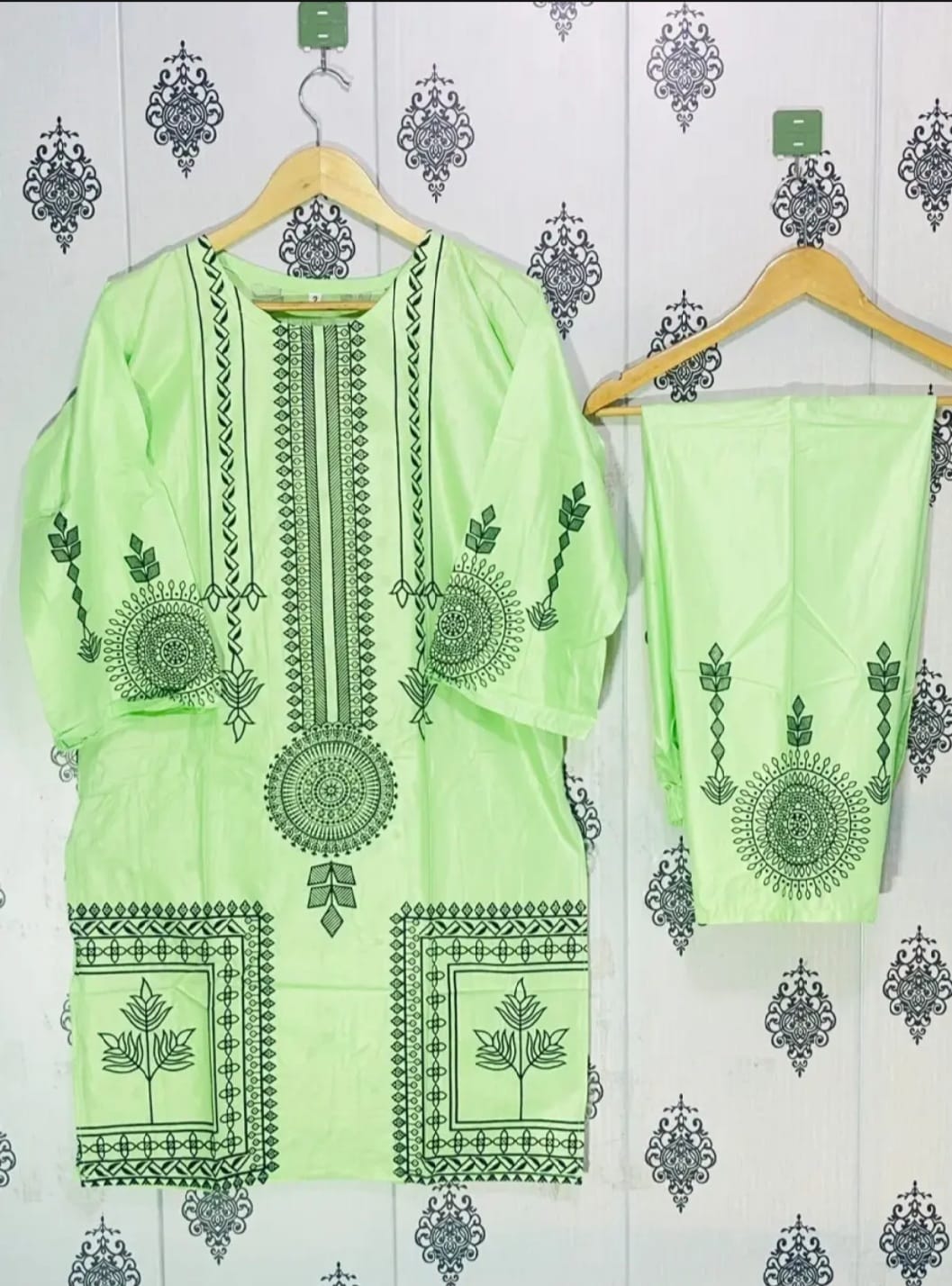 New stylish collection 3D printed stitched 2pc suit for girls and women.