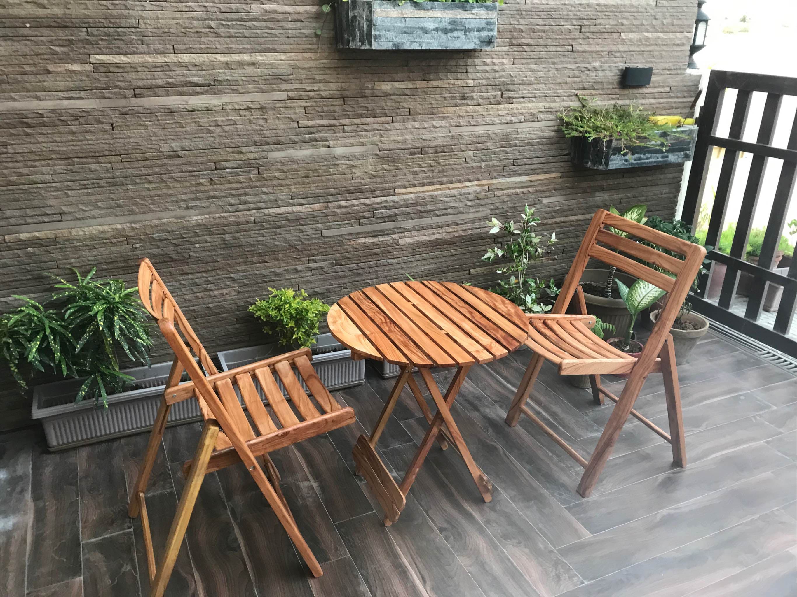Wooden Foldable Chair Table Set with Round Table