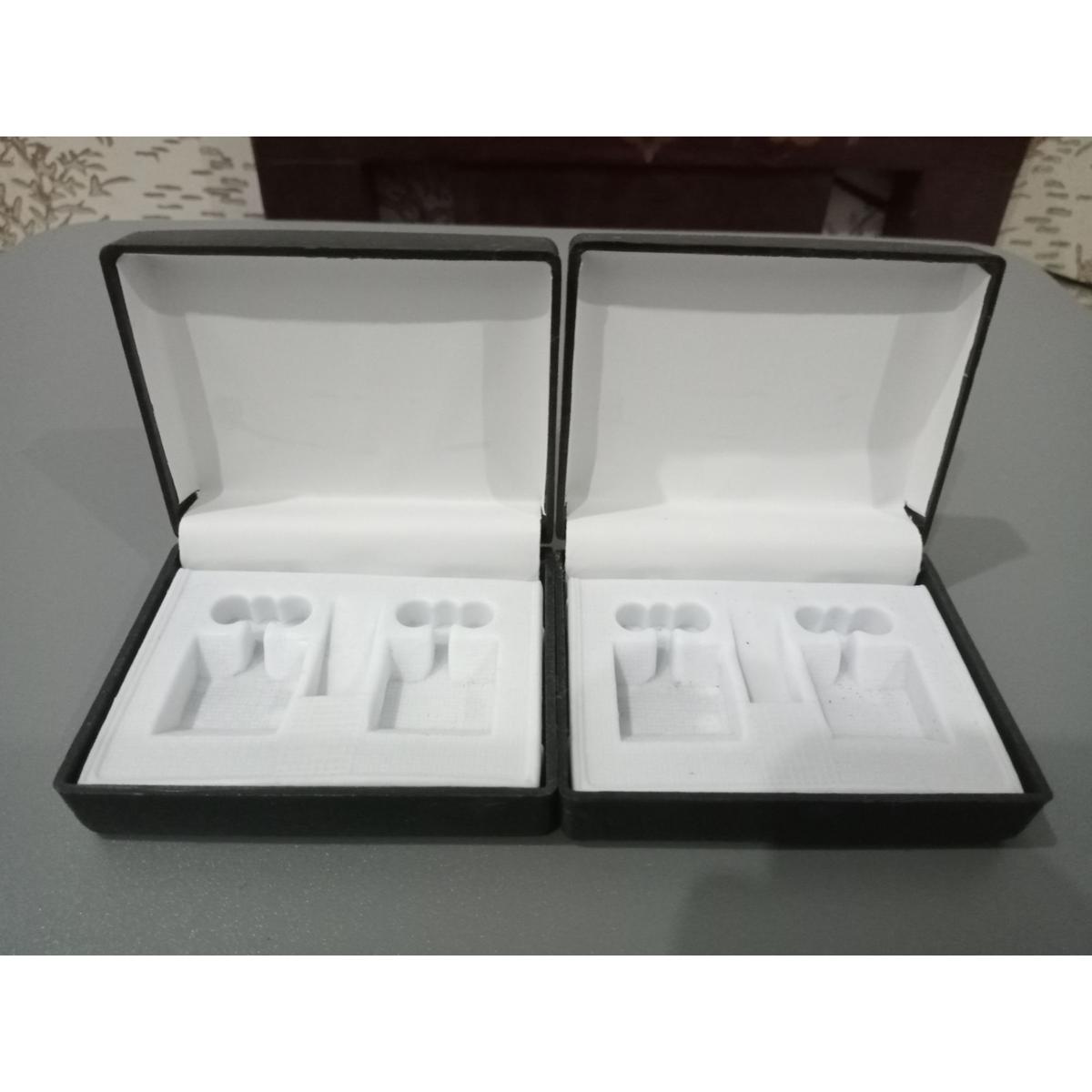 Cufflinks box for safe your cufflinks in a simple cufflinks box (1pcs)