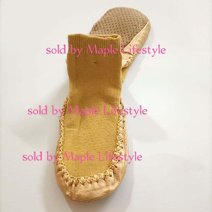 Babies Toddler Infant first Walker Soft Warm leather bottom Carpet/Floor Booties Socks (1 pair) by Maple Lifestyle