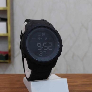 Men's sports watch