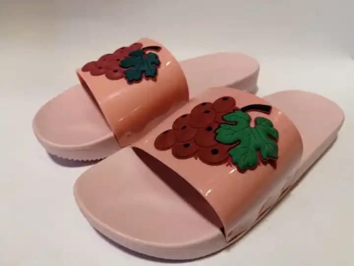 fancy sleeper chappal