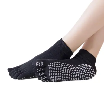 new Women Anti-slip Yoga Socks ballte girls non Slip Ladies pilates