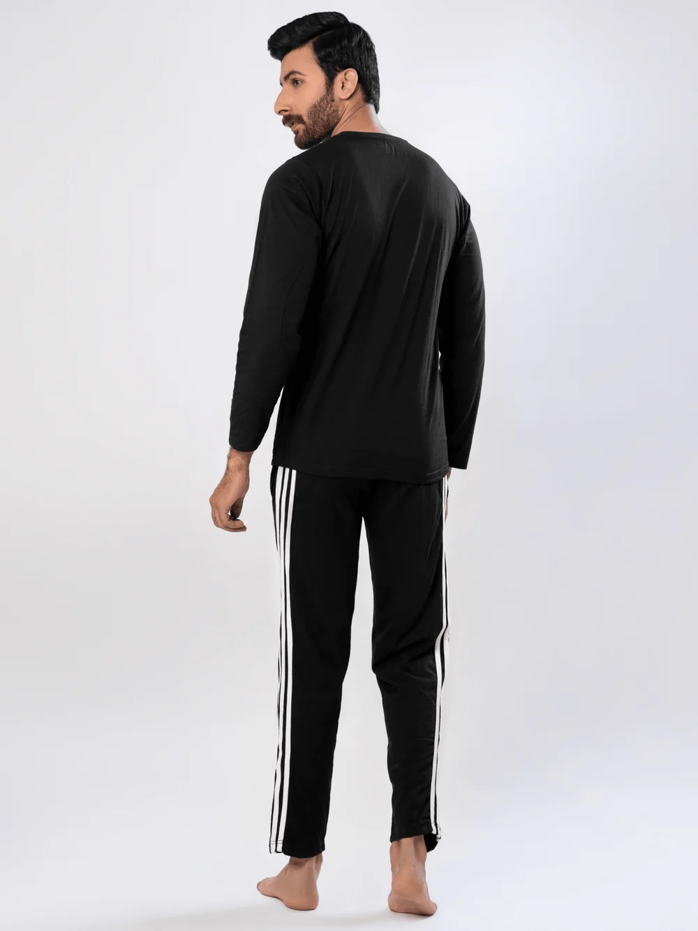 Men’s Essential Full Sleeve Night Suit – Premium Comfortable Sleepwear & Loungewear Set