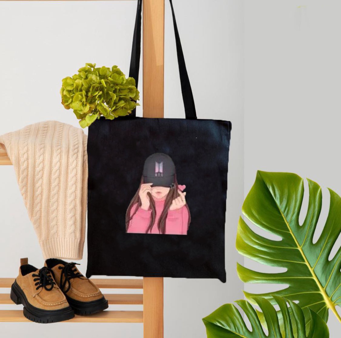 Trendy Free bear Tag Printed Tote Bag For Girls & Women