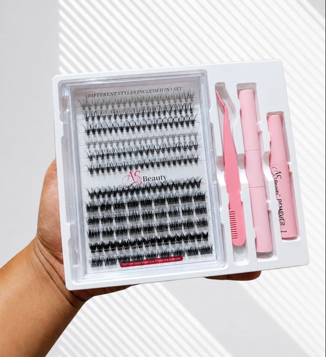 DIY Eyelash Extension Kit, Lash Cluster Kit With Waterproof Strong Hold Eyelash Bond, Eyelash Remover and Tweezer (200 clusters)