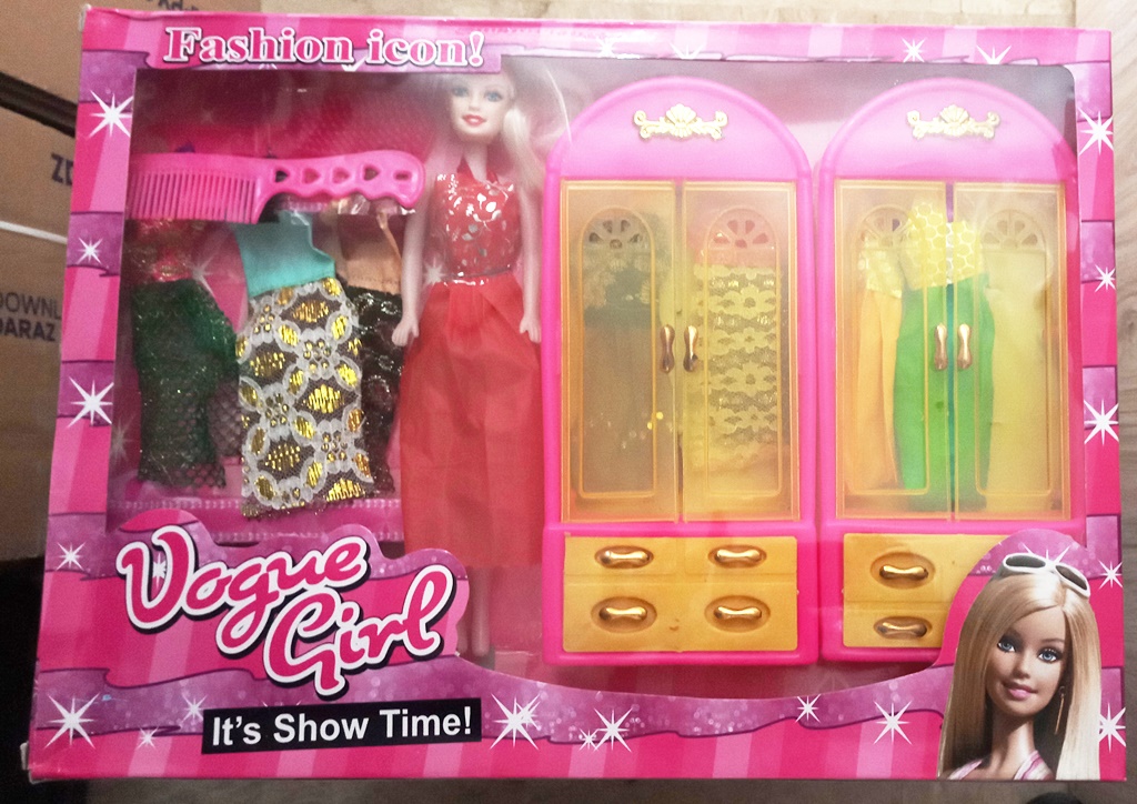 doll almari set