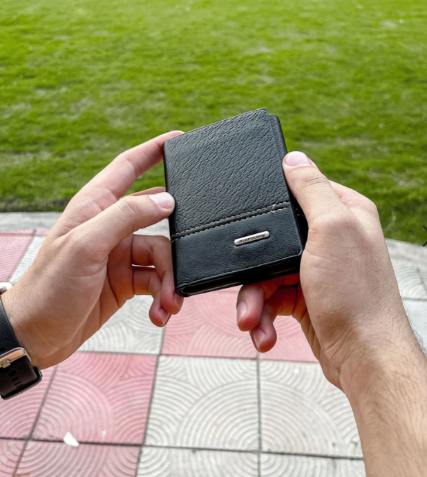 New Men’s Trifold Leather Wallet – Premium Wallet with Multiple Card Slots – Stylish & Durable Wallet for Everyday Use