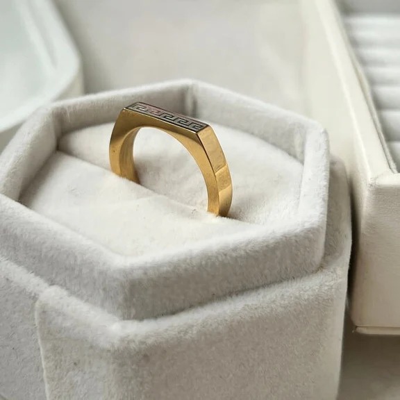 Latest Fashion Step Sleek Ring for Men to be worn at special Occasions