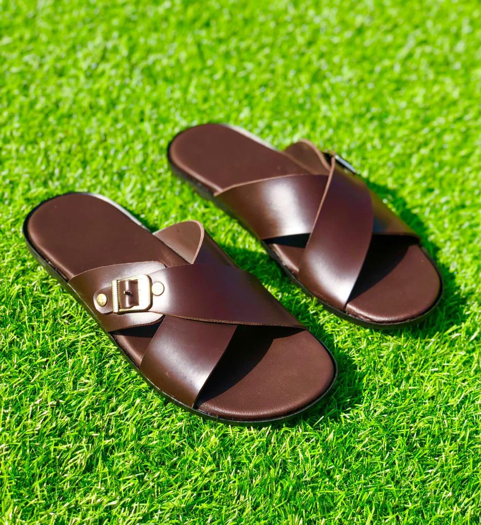 New leather men's chapals , comfortable and stylish casual use sandals outdoor indoor use comfortable softies flip flops leather . Leather Slippers For Men Chappals For Men and Boys