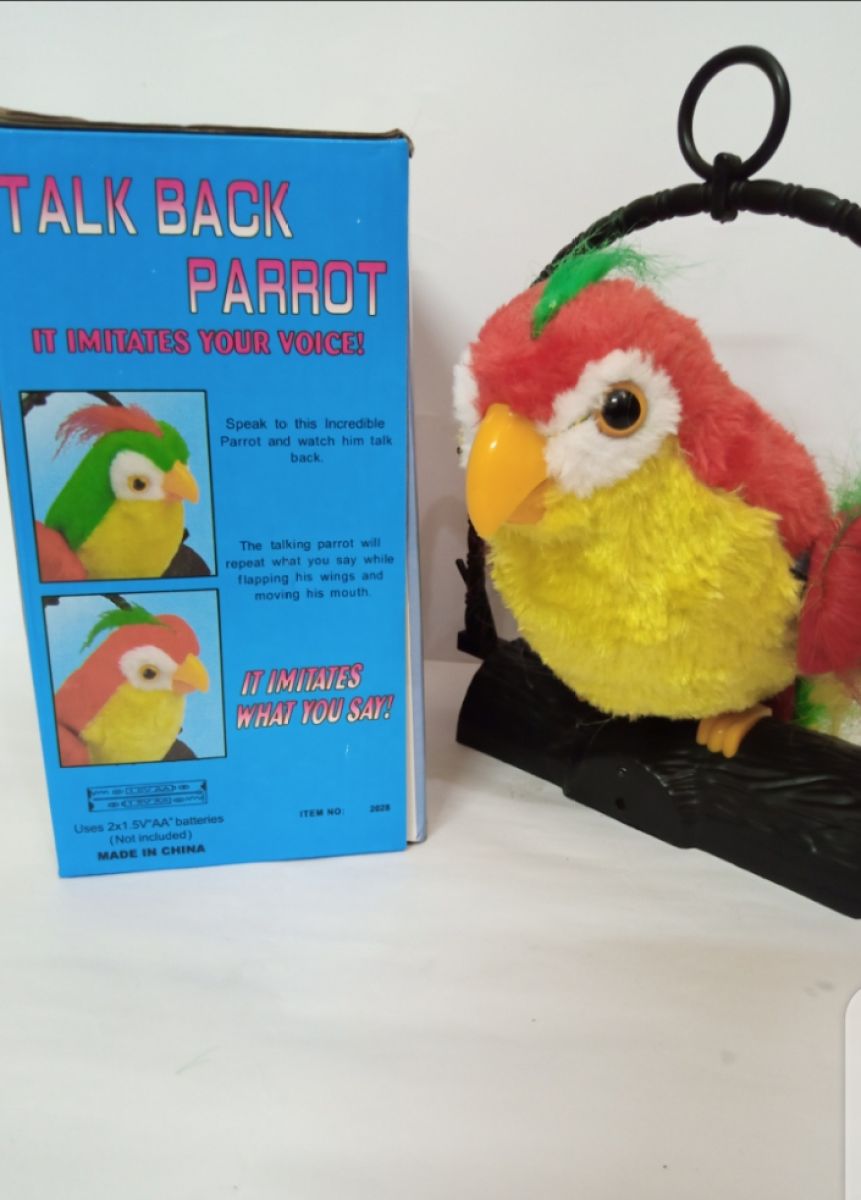 talk back parrot toy