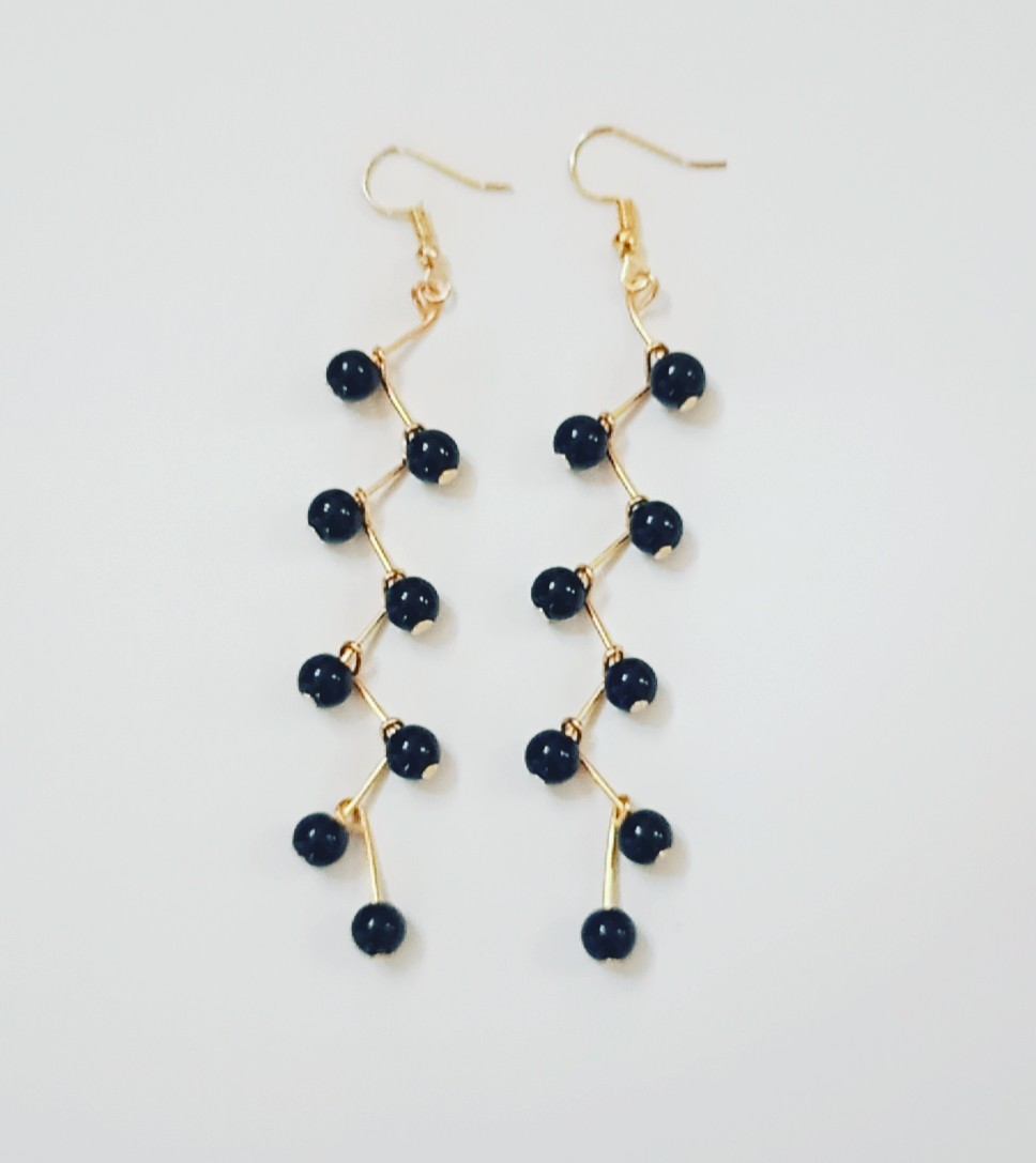 beautiful Black Pearls Earrings For Girls