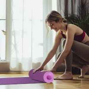 Best Quality Yoga Mats, Thickness, 6mm  Best Quality yoga mat ,Lightweight yoga mat,And Best Anti Slip Premium Yoga mats,Durable yoga mat,hick yoga mat fn-Slip yoga mats, high density yoga mats, light weight yoga mats for Men and Women.