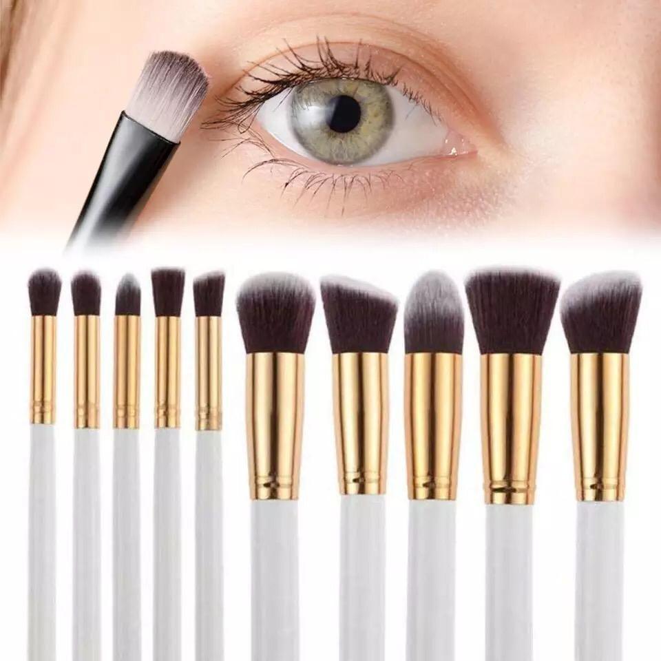 circular makeup brushes