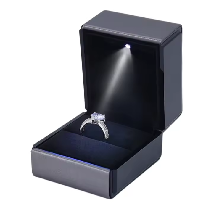 LED Jewelry Box Ring Box with LED Light Engagement Wedding Rings Case Boxes Pendant Earring Display Case Storage Jewellery Gift