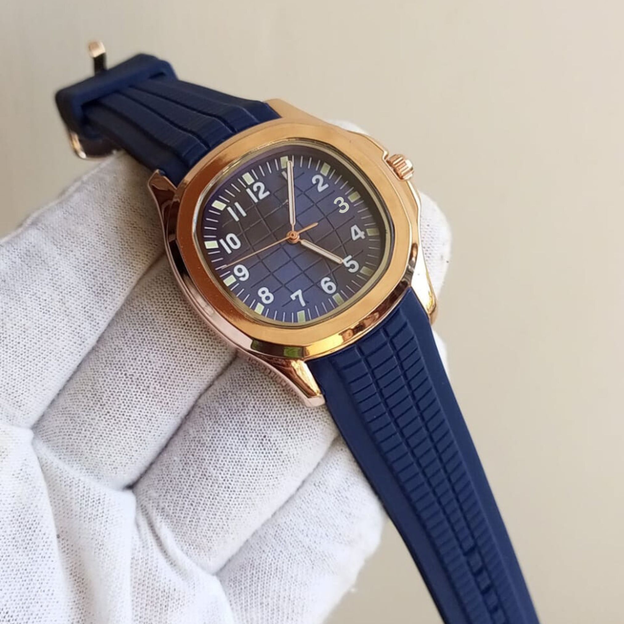 Square Dial Watch With Rubber Strap For Men And Boys High Quality Modern Design Wrist Watch Stylish Gift