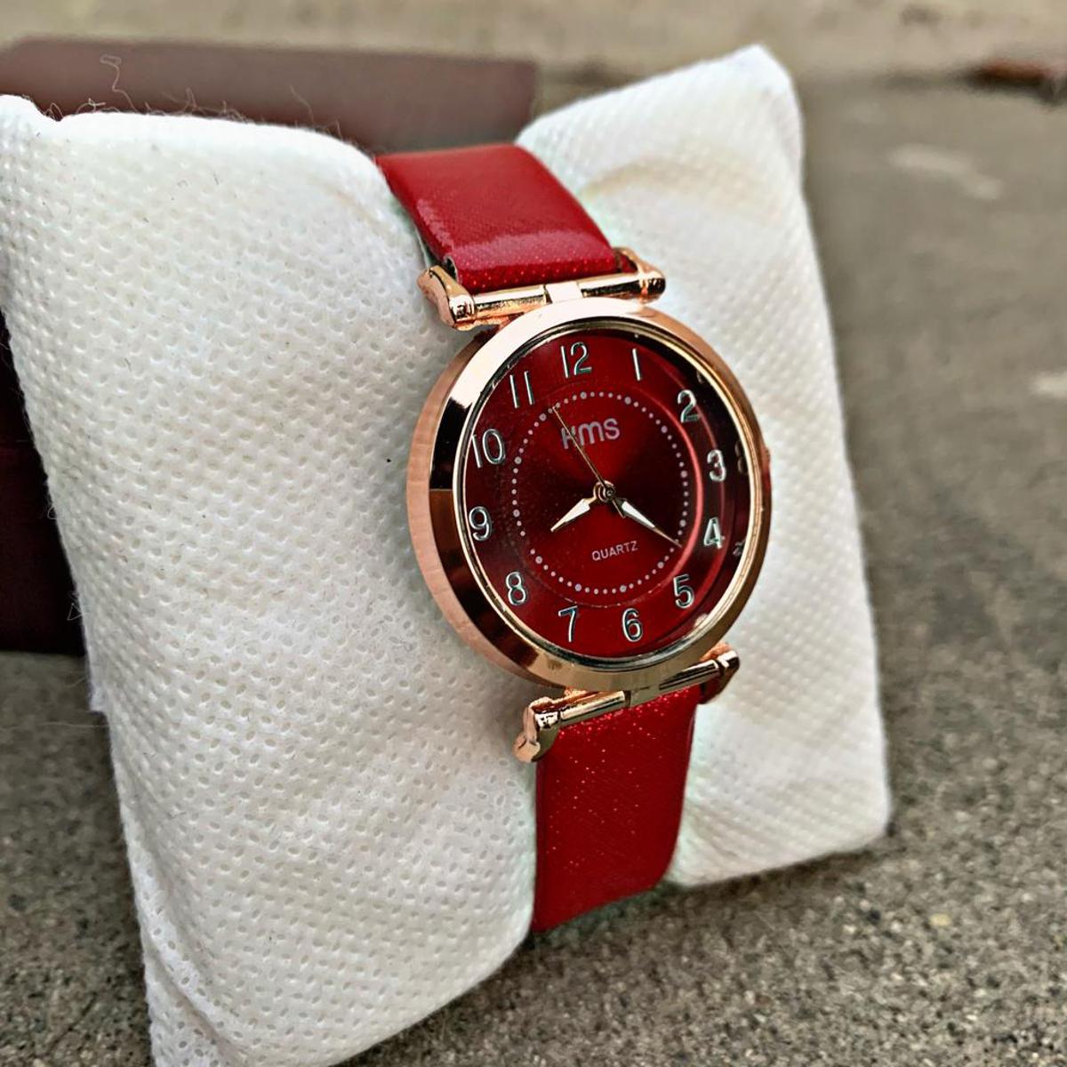New Simple Ladies Watch Genuine Leather Bracelet Wristwatch Women Fashion Watch For Girls Watches Ladies Analog Quartz