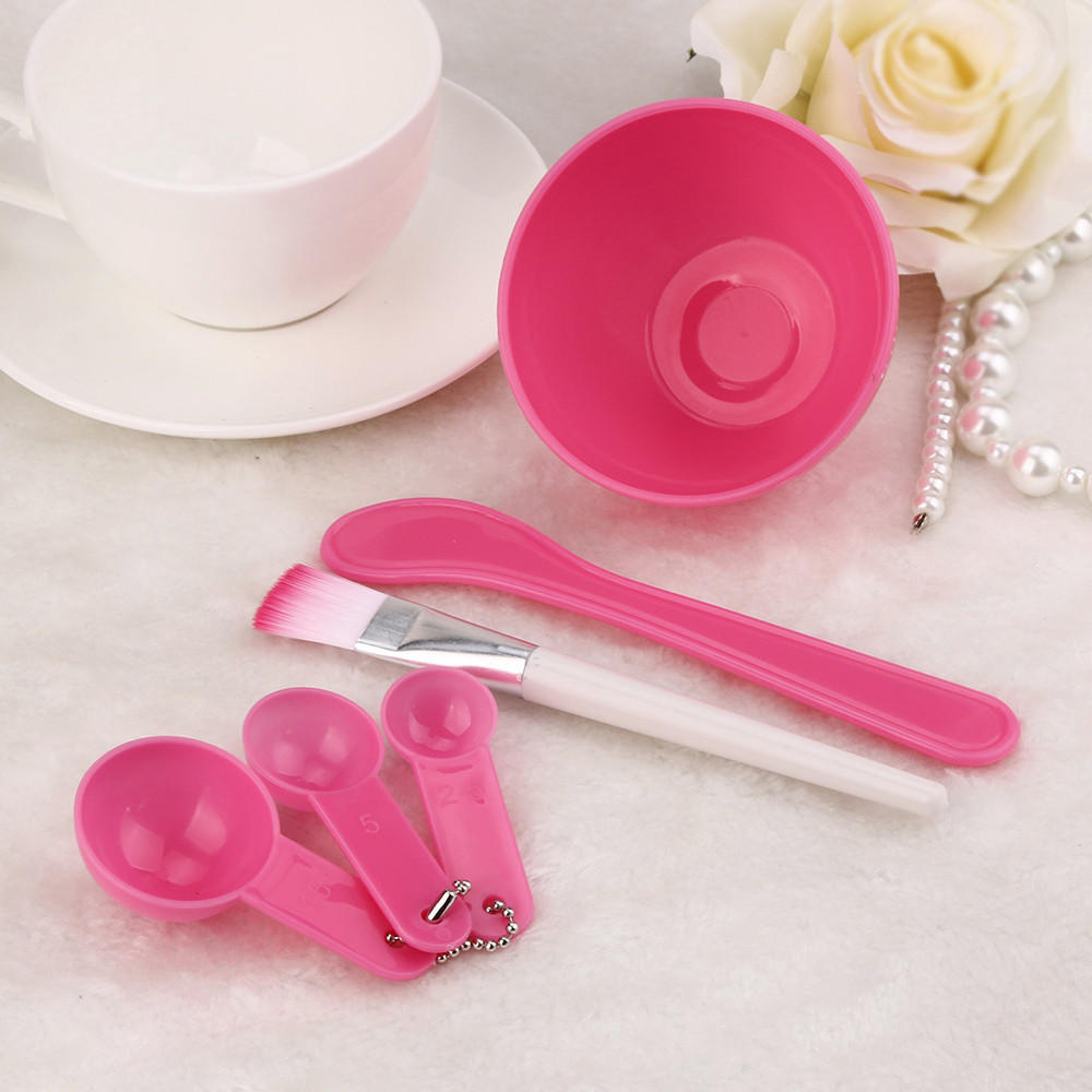 4 In 1 DIY bowl Set Facial Mask Mixing Bowl Brush Spoon Stick Tool Face Care Set important