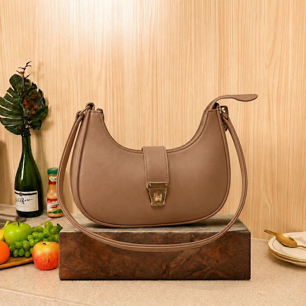 Richlook Handbag for girls Leather Bag for women Shoulder bags for ladies casual handbag Phone pouch Crossbody & Shoulder bag for gift Purse for girls