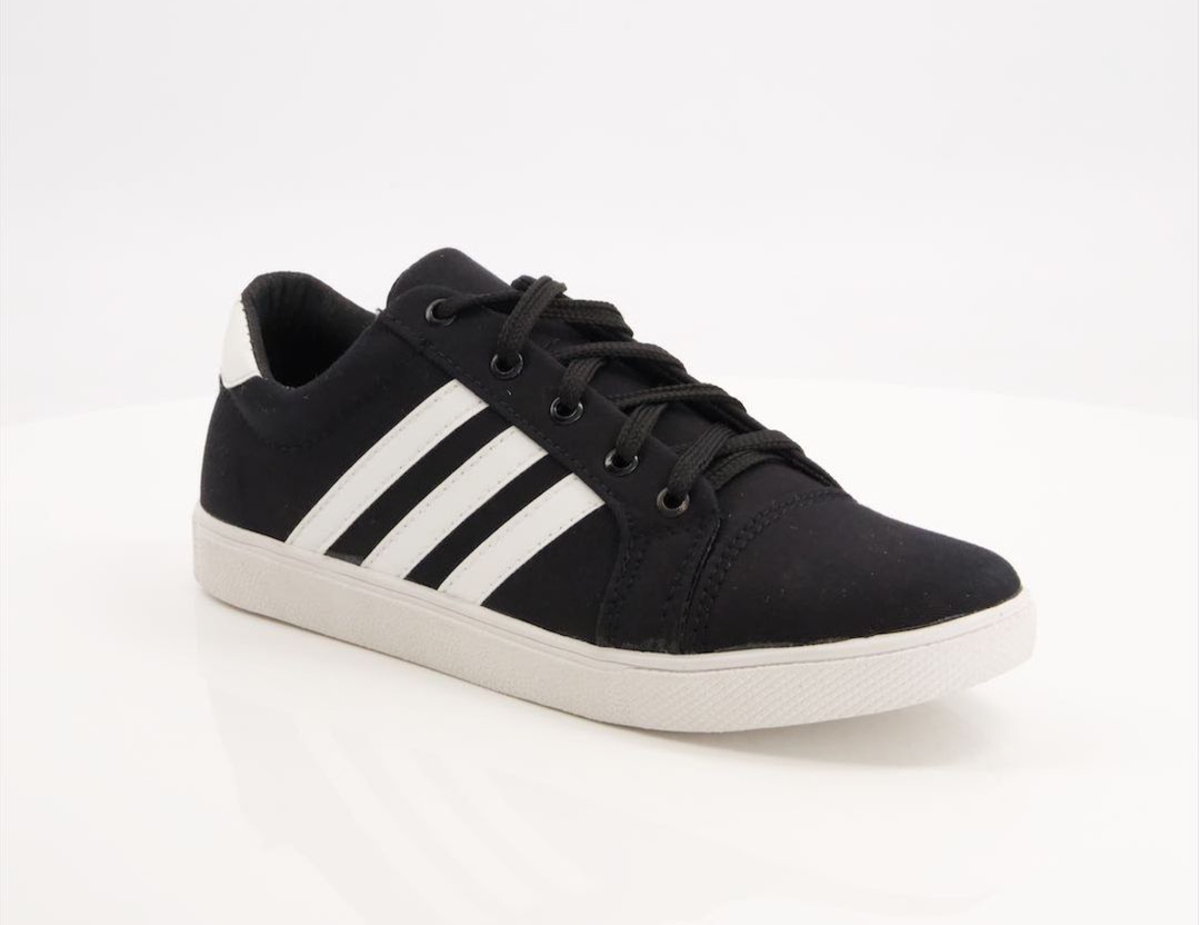 New Jeans Black Sneaker Shoes For Mens Lieght Weight Comfartable Sneaker For Mens Trending Classic Sneaker Shoes For Mens Sneaker For Boys Sneaker For Mens